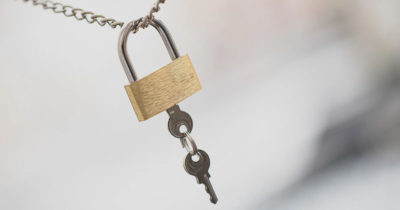 セキュリティーは万全に中身はオープンに